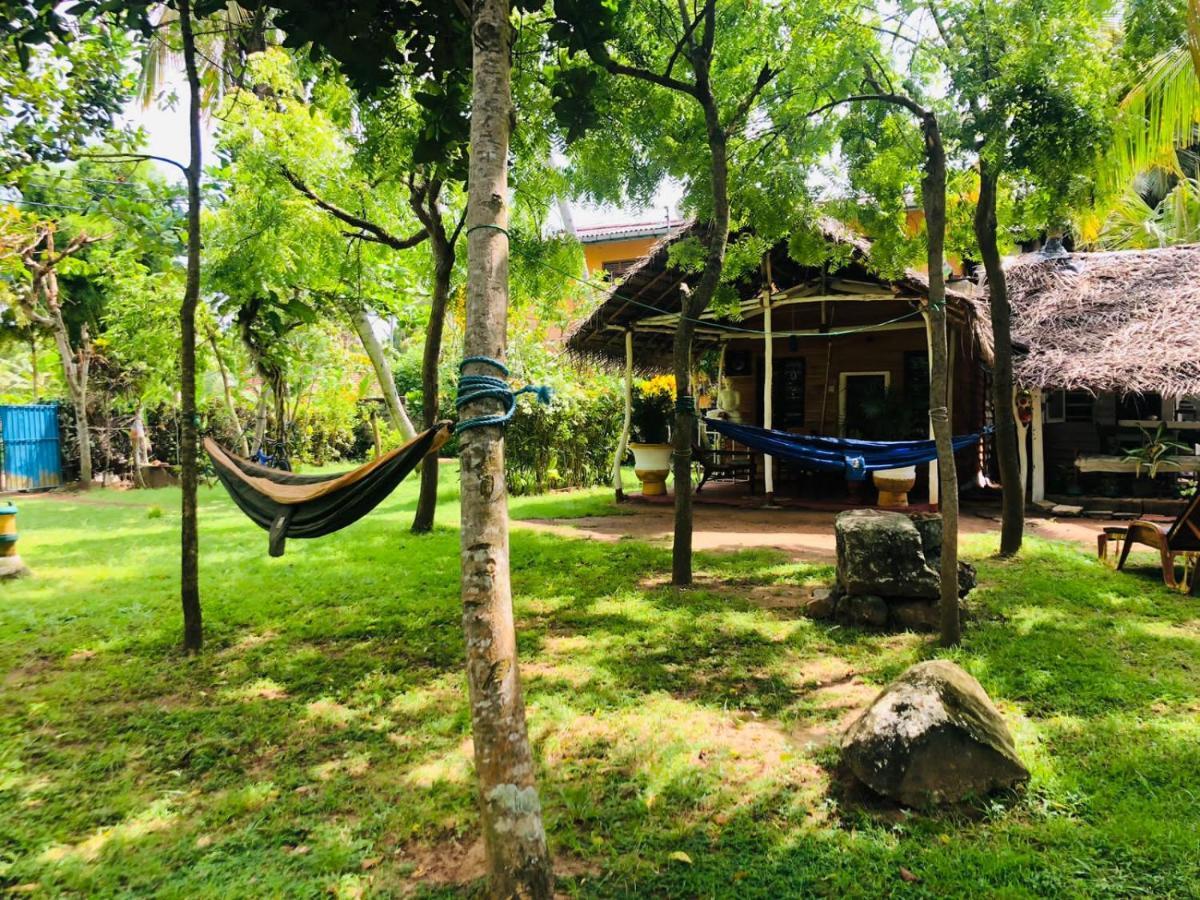 Lake View Cabana Paradise & Villa Tangalle Exterior foto